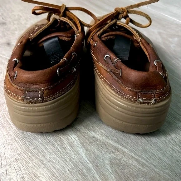Crocs Islander Pit Crew Men’s 5/ Women’s 7 Lace -Up Brown Leather Boat Shoes - Picture 3 of 6